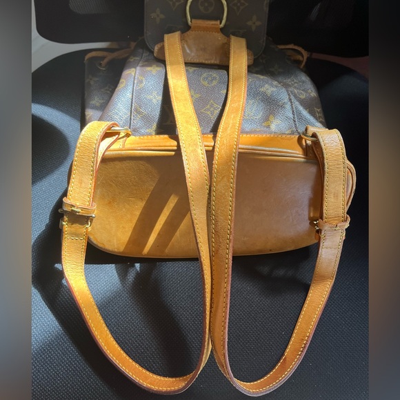 LOUIS VUITTON Vintage Monogram Montsouris PM Leather Backpack LV - Picture 8 of 14
